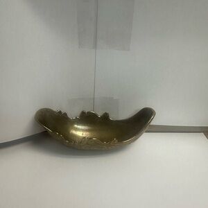 Elegant Brass Wavy Bowl